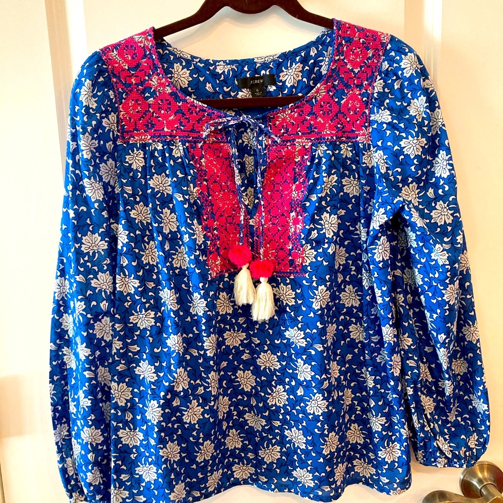 Jcrew peasant shirt with beautiful hot pink embroidery!
